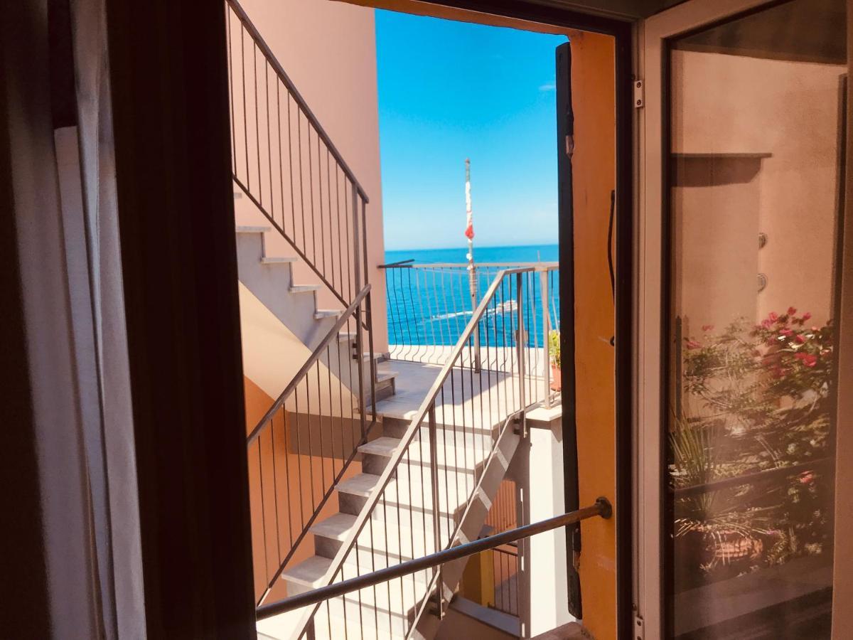 La Piramide Hotel Manarola Luaran gambar