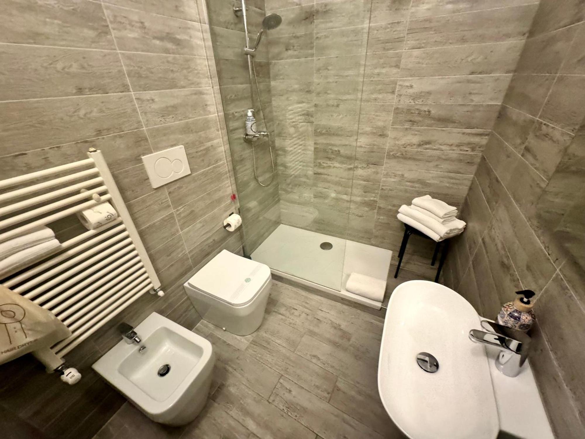 La Piramide Hotel Manarola Luaran gambar